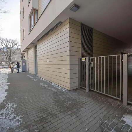 Spacious Near The Airport Parking & Remote Working By Renters Lejlighed Warszawa